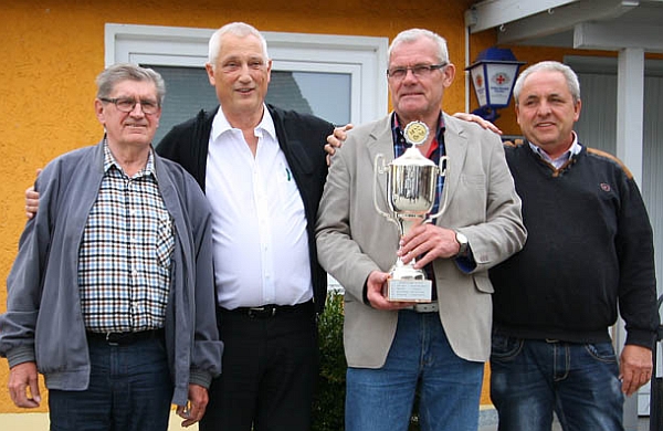 (v. links) Franz Jackermeier, Ulrich Rönz, Karl Zulawski und Michael Wedde – Foto: Eckhold