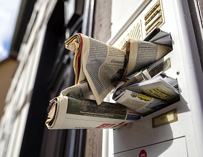 Überquellender Briefkasten – eine Einladung für Einbrecher le: immoexperten.de / spuno / Fotolia.com