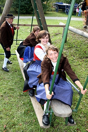 Kirtahutschn - Foto: Freilichtmuseum Massing