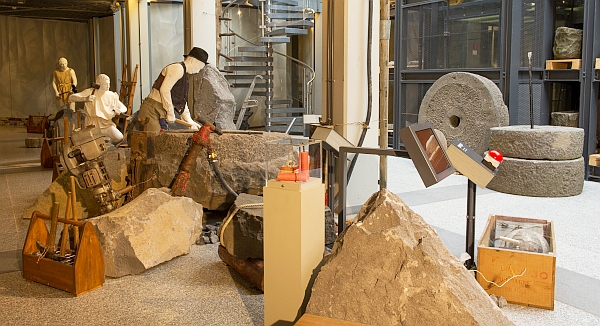 Wer Terra Vulcania in Mayen einen Besuch abstattet, erfährt alles über die Gewinnung von vulkanischem Gestein in früheren Zeiten. - Foto: epr/Vulkanpark