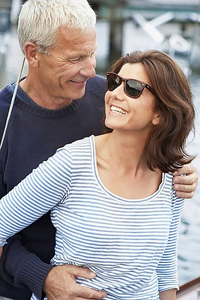Auch ab der Lebensmitte möchte man Freizeit und Partnerschaft unbeschwert und frei von gesundheitlichen Problemen genießen. - Foto: djd/OeKolp/Corbis