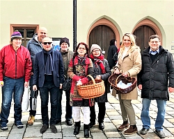 SPD Landshut verteilen von Ostereiern