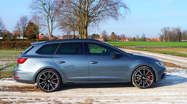 Seat Leon 300 Cupra ST. - Foto: amp