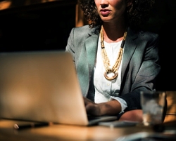 Outfit für den Sommer und das Büro