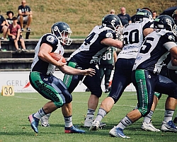 Kevin Graupner konnte auch gegen Montabaur viele Yards erzielen hinter seiner bärenstarken Offense Line.