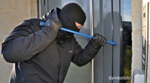 Einbruch in Grundschule Stallwang: Täter richtet 2.000 Euro Schaden an
