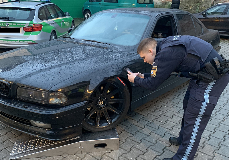 Angebeber-Auto als Poser