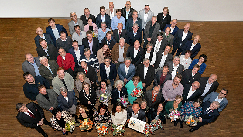 IHK - Handswerkskammer Niederbayer-Oberpfalz - Ehrenblätter in Silber und Gold