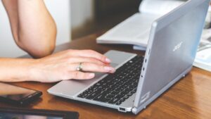 Linux statt Neukauf: Installations-Café gegen Elektroschrott