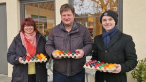 400 Ostereier verteilt: AKU und Frauenunion werben für Regionalität