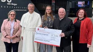 Großzügige Spende: Sankt Englmarer Ministranten können Ausflug planen