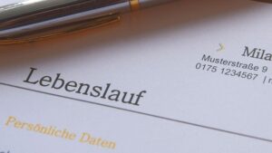 VHS zeigt Wege zum überzeugenden Lebenslauf online