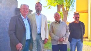 Gedenken in Wallersdorf: SPD erinnert an Opfer des NS-Regimes