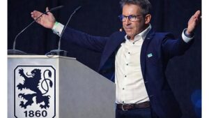 1860-Präsident Gernot Mang besucht Löwenstammtisch Sankt Englmar