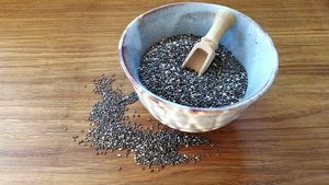 Kleine Körner, großer Durst: So isst man Chiasamen richtig