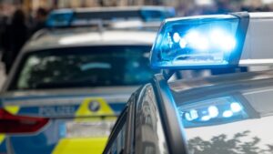 Schwerer Unfall bei Geiselhöring: Vier Menschen verletzt
