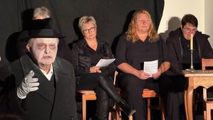 „Straubinger Totentanz“ begeistert Publikum in Finsterau